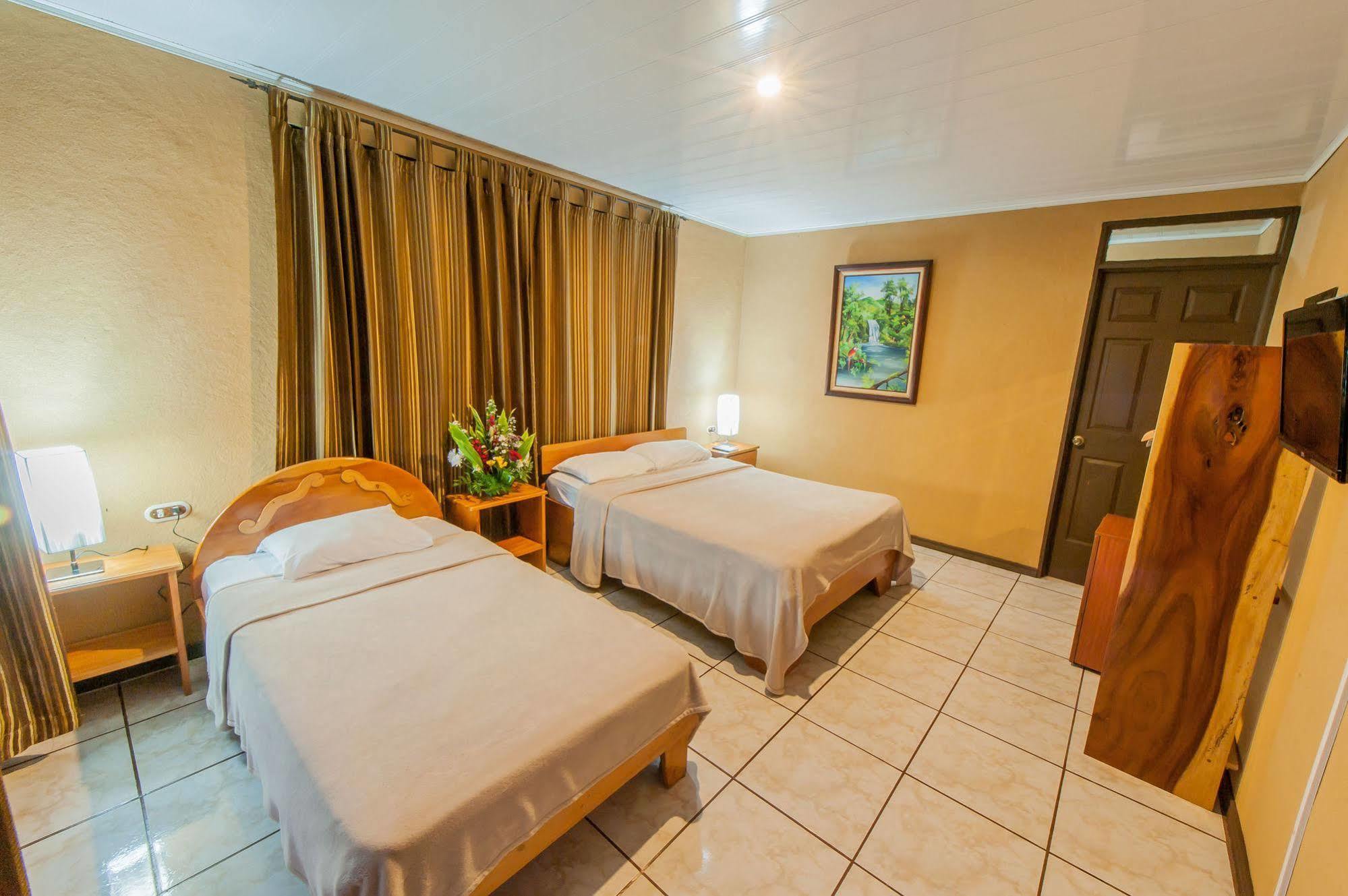 Cabinas Eddy B&B Monteverde Exterior foto
